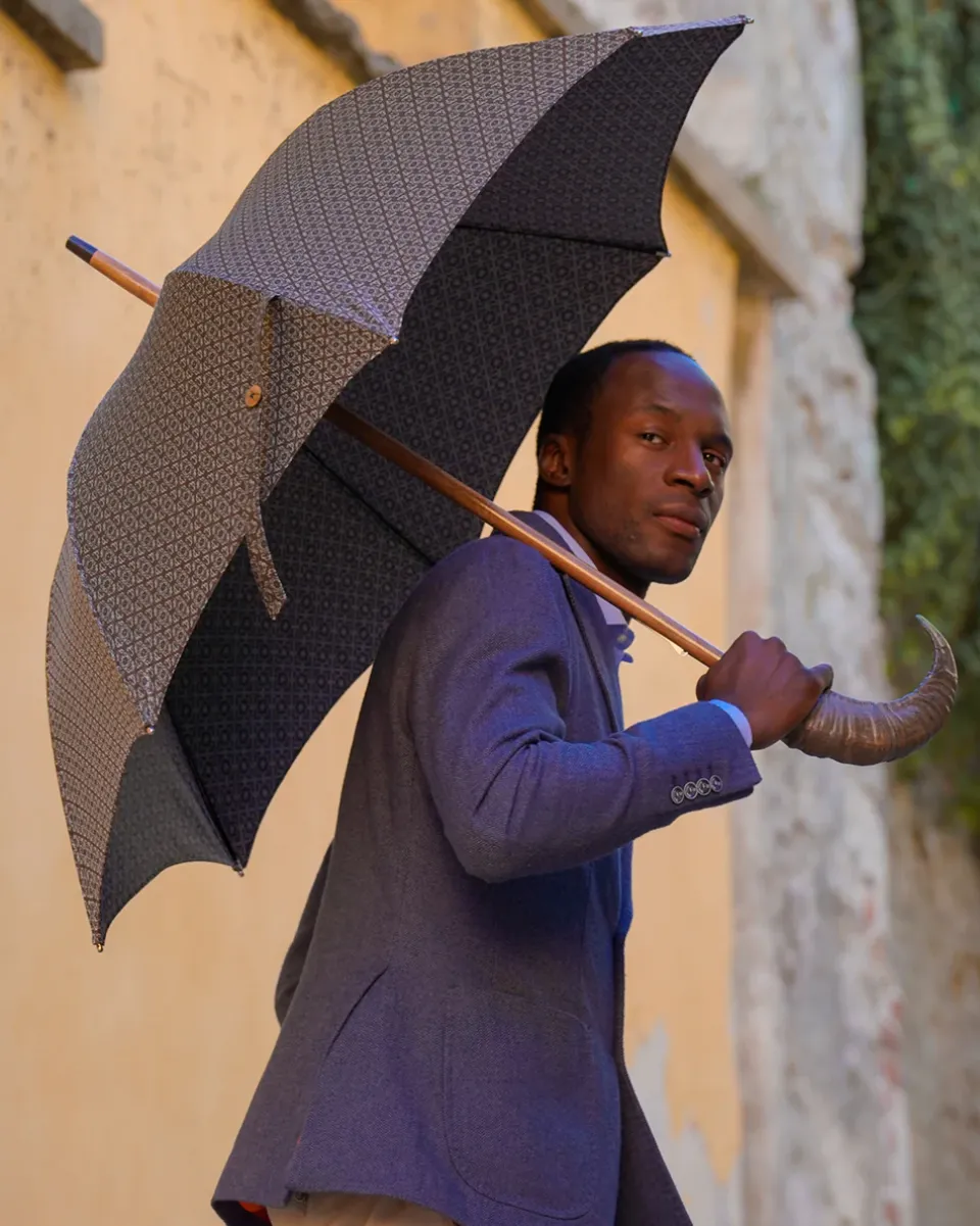 Outlet Il Marchesato Ombrello con il corno di Ram