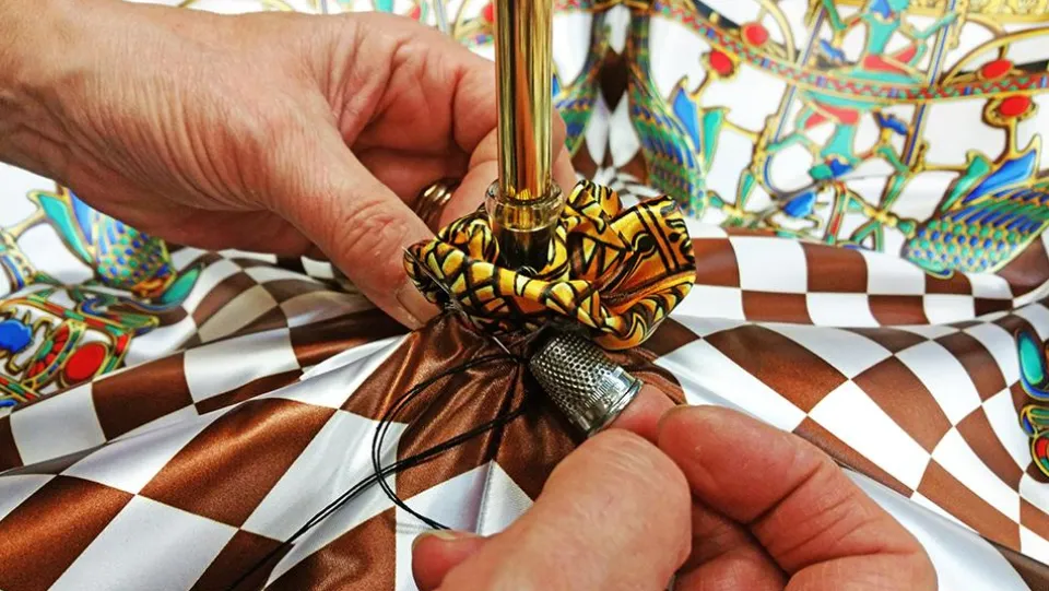 Best Il Marchesato Ombrello doppio baldacchino da donna - progettato da "" in stile egiziano