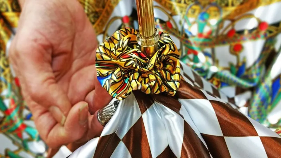 Best Il Marchesato Ombrello doppio baldacchino da donna - progettato da "" in stile egiziano