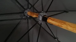 Hot Il Marchesato Ombrello in legno di frassino artigianale - Tessuto jaquard grigio